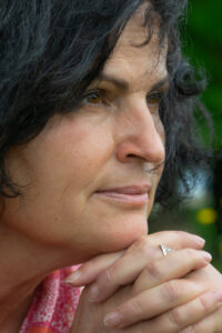 Developpement personnel feminin - communauté de femmes - bien-être - sororité - accompagnement de qualité - équilibre - force intérieure - coaching pour femmes - transformation personnelle - liberté d’être